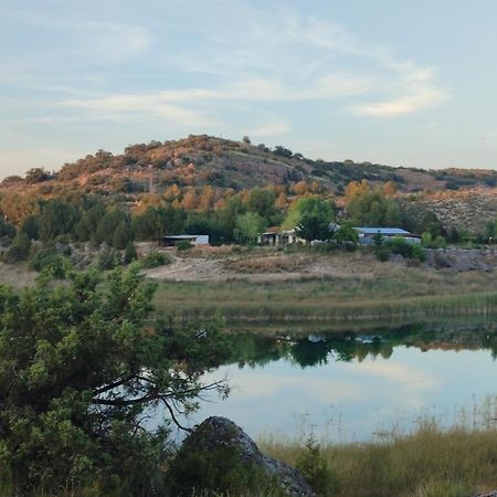 Casas Rurales Laguna La Tinaja 오사 데 몬티엘 외부 사진