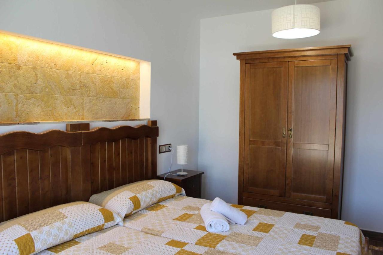 Casas Rurales Laguna La Tinaja 오사 데 몬티엘 외부 사진