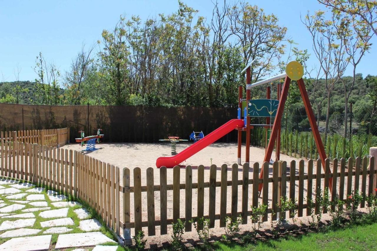 Casas Rurales Laguna La Tinaja 오사 데 몬티엘 외부 사진
