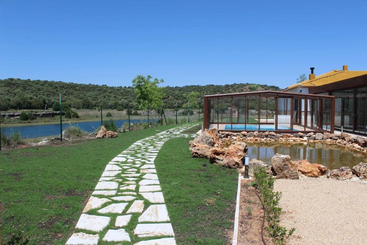 Casas Rurales Laguna La Tinaja 오사 데 몬티엘 외부 사진
