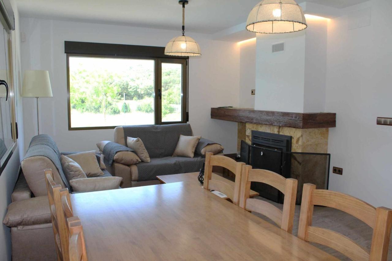 Casas Rurales Laguna La Tinaja 오사 데 몬티엘 외부 사진