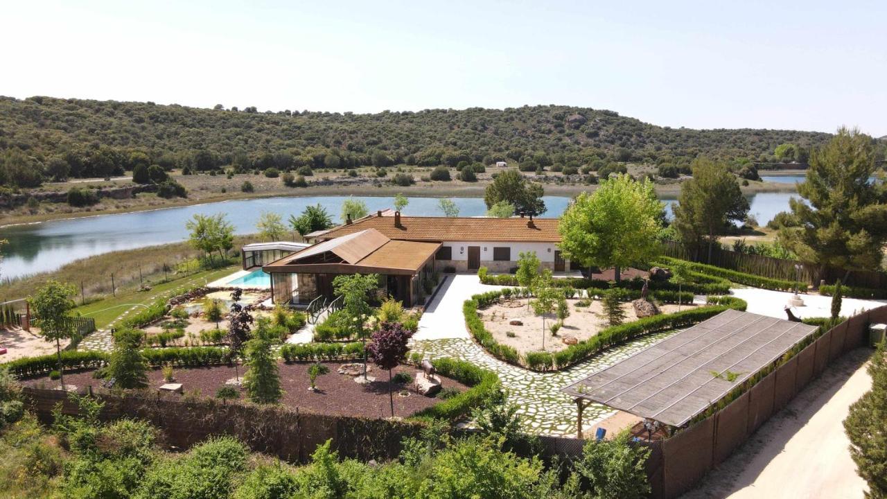 Casas Rurales Laguna La Tinaja 오사 데 몬티엘 외부 사진